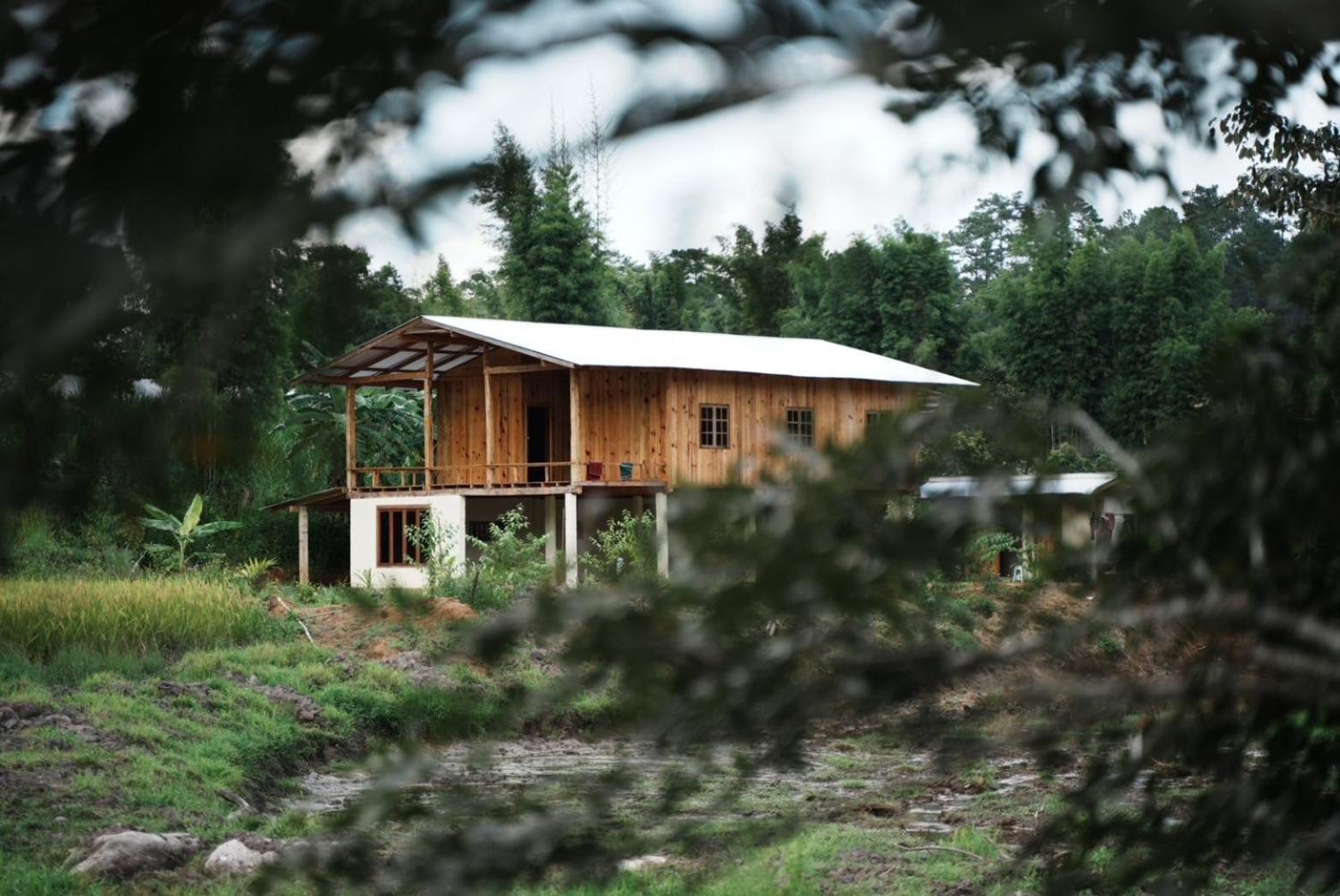 Por Joi ,Por Dee House Hostel Csiangmaj Kültér fotó